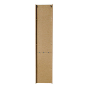 Højt skab Skelbolu 140x30x25 cm egetræslook [en.casa]