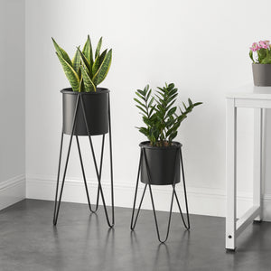 [casa.pro]® Plantestativ sæt - 2 stk. - med indbyggede krukker - 48x25cm - 70,5x32cm - Metal / sort