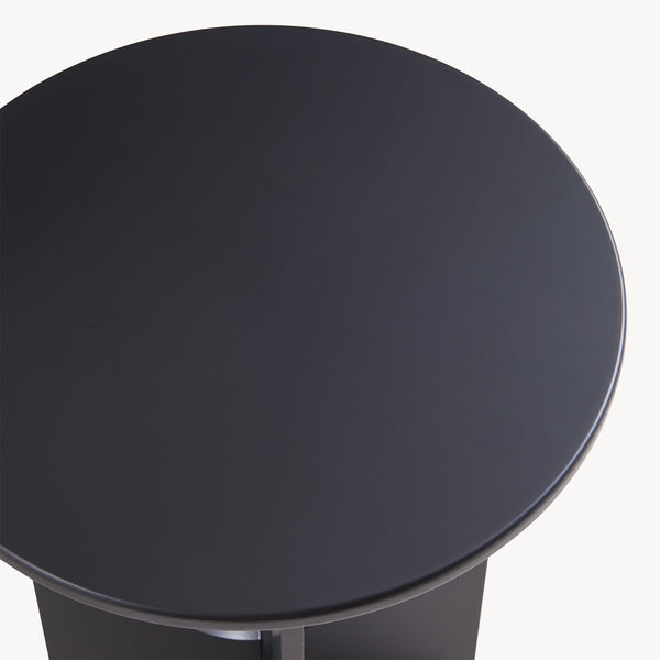 Podeldsvin sidebord [en.casa].
