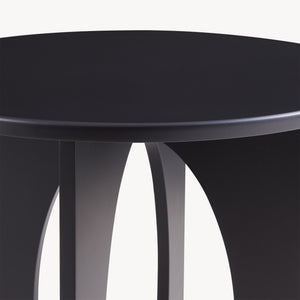Podeldsvin sidebord [en.casa].