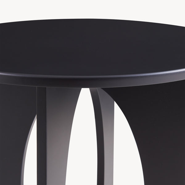 Podeldsvin sidebord [en.casa].