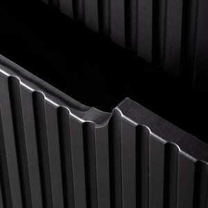 Vaskeskab under vasken med Newport-dør [en.casa].