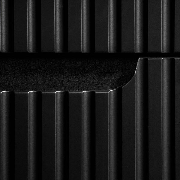 Vaskeskab under vasken med Newport-dør [en.casa].