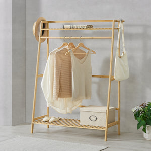 Garderobestativ Föglö 139 x 100 x 40 cm bambus natur [en.casa] - premiumXL
