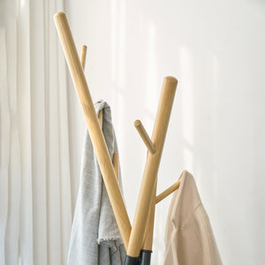 Perchero de pie Laerdal 172x49x49 cm forma de árbol [en.casa]