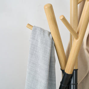 Perchero de pie Laerdal 172x49x49 cm forma de árbol [en.casa]