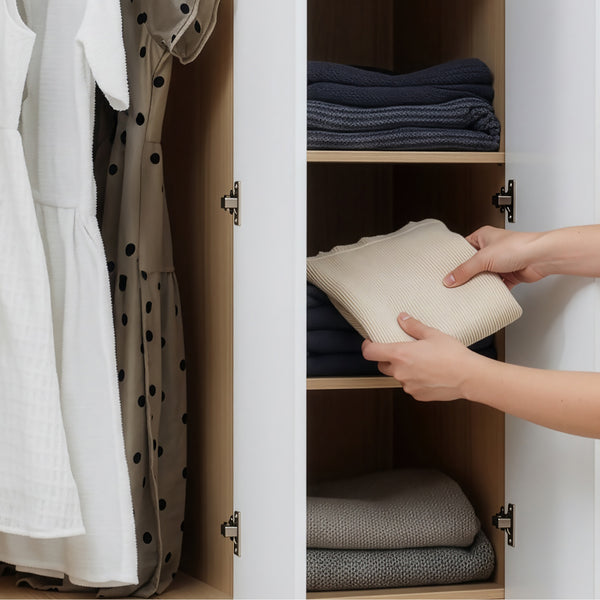 Garderobe Bastheim i forskellige størrelser og designs [en.casa]